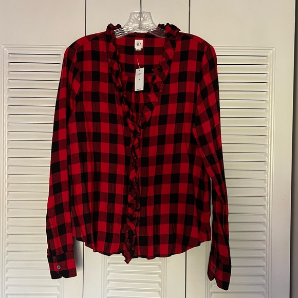 NWT Gap ruffle button down red buffalo check - Picture 3 of 8